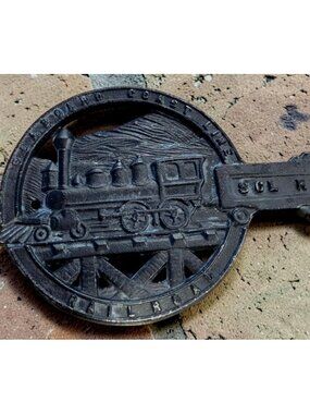 Vtg Virginia Metalcrafters 9-40 Cast Iron Trivet - Seaboard Coast Line SCL RR